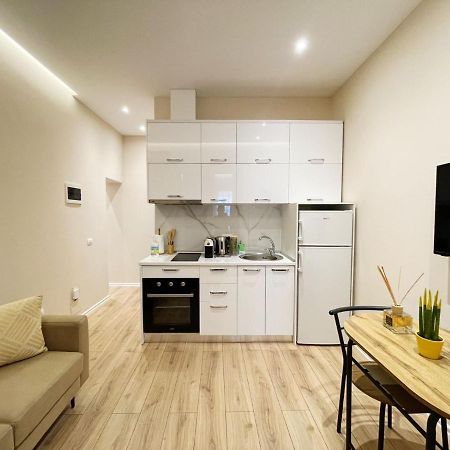 Aj Apartments, Hidden Gem In The Heart Of 地拉那 外观 照片
